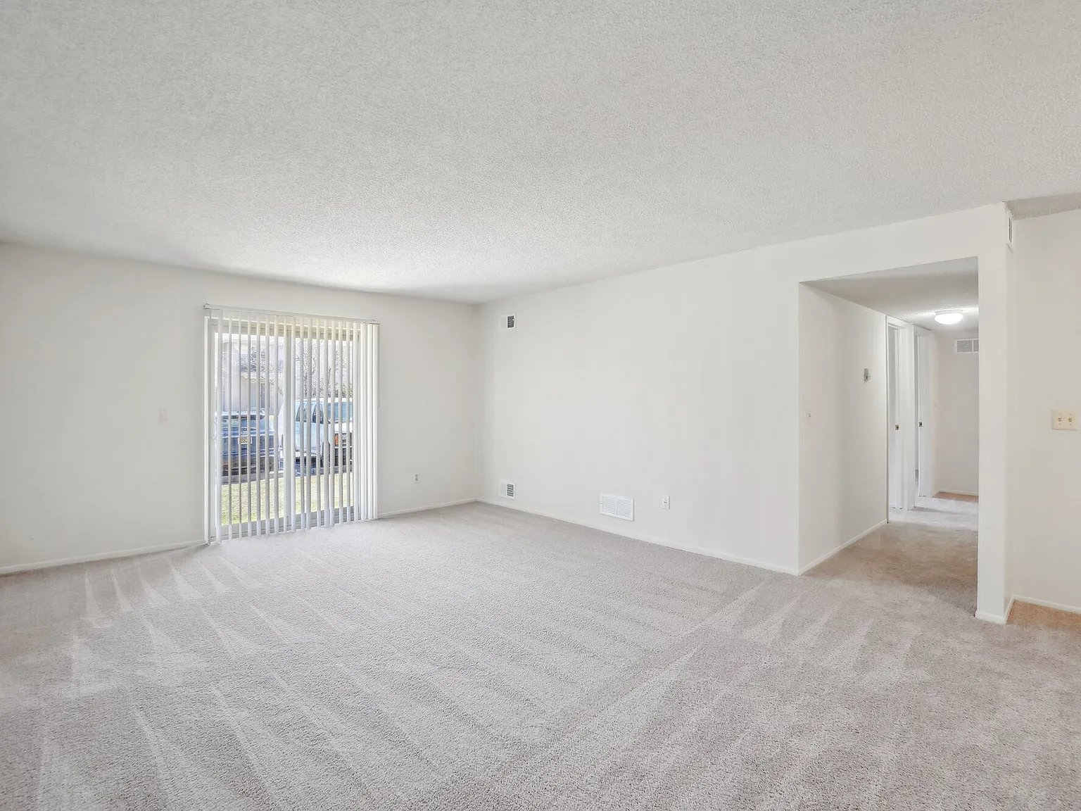 Bridgewood Apartments — Photo 2