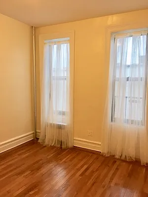 Rented by Compass | media 19