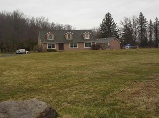 25 Melody Ln, Birdsboro, PA 19508