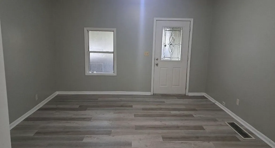2 bed, 980 sqft, $950 — Photo 2