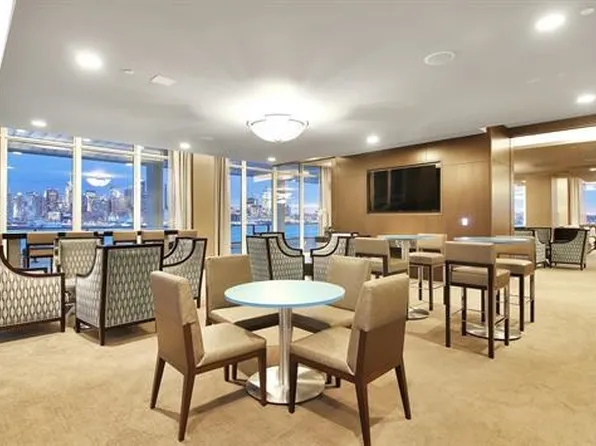 1200 Avenue At Port Imperial image 31 of 41