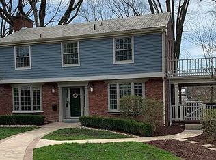 895 Valleyview Rd, Pittsburgh, PA 15243