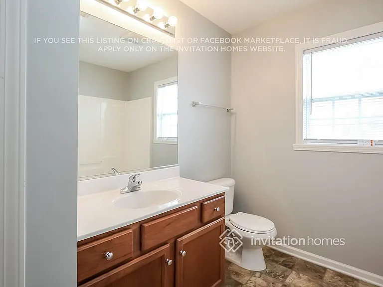4200 Youngstown Dr — Photo 17