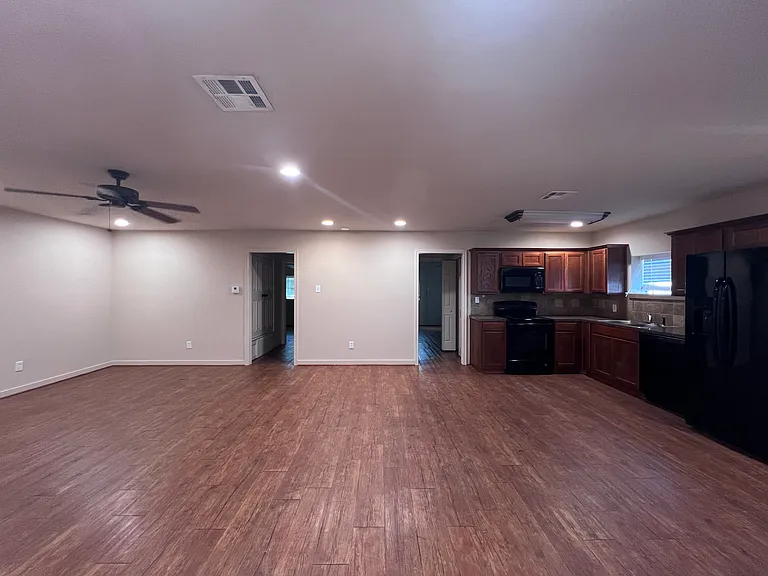 56 Boone Ave #1 — Photo 6