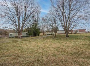 103 & 109 Alderman Dr SE, Floyd, VA 24091