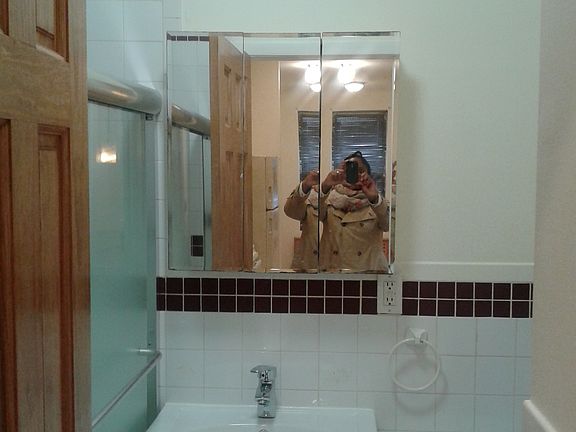 4th image of 1677 Sterling Pl APT 1