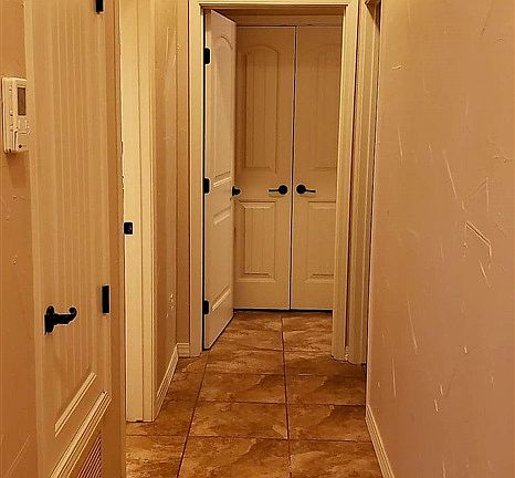 4th image of 1205 Karabella Way