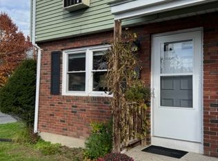 32 Ward Ave APT A, Easthampton, MA 01027