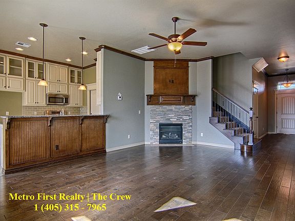5th image of 8416 NW 141st Cir