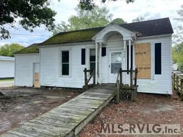 103 S Murfree St, Winton, NC 27986