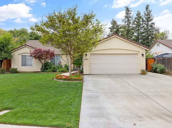 2523 W Babcock Court, Visalia, CA 93291
