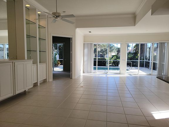 4th image of 4424 Prescott Ln