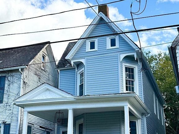 2nd image of 413 Louisa St