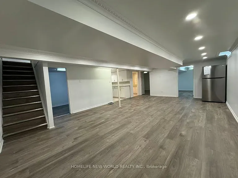 54 Bridley Dr — Photo 1