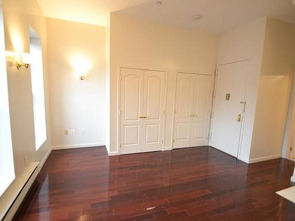 3rd image of 312 W 113th St APT 3B