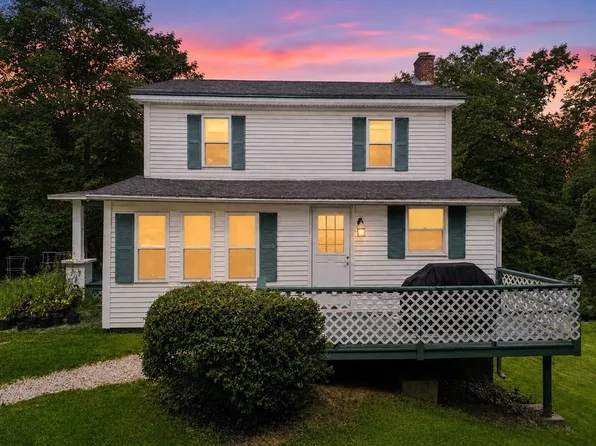 18 Fiske Hill Rd, Sturbridge, MA 01566