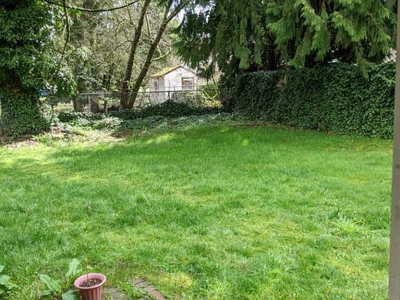 2nd image of 8315 59th Ave E