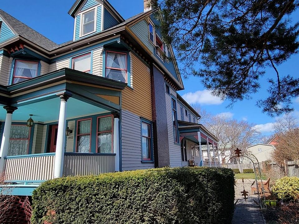 1911 Center Ave, Bay City, MI 48708 MLS 50104534 Zillow