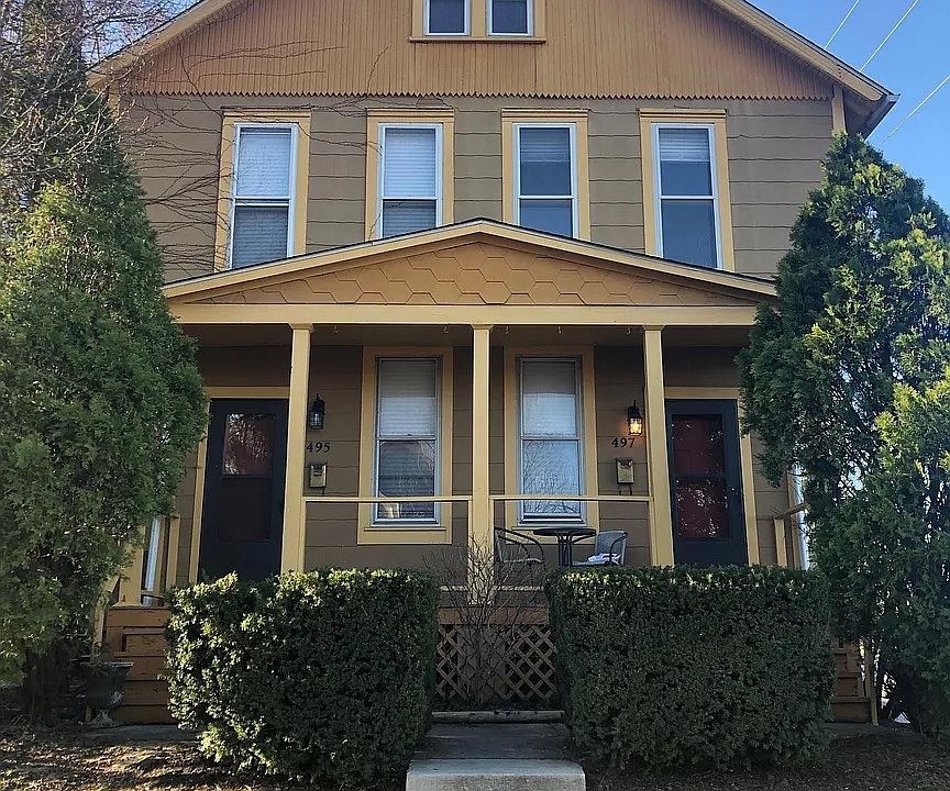 1st image of 497 W 4th Ave