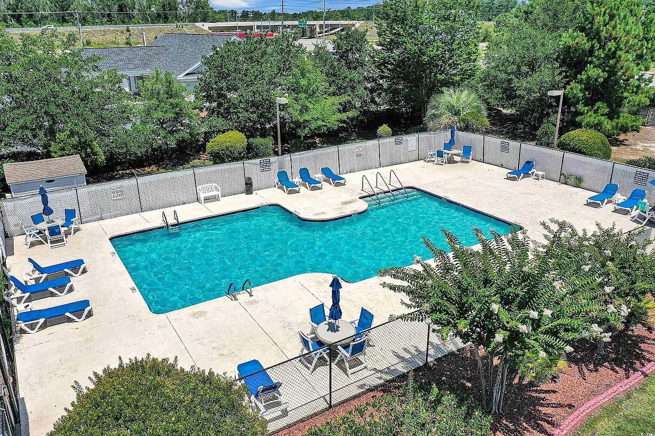 2 bed, 1100 sqft, $1,750 — Photo 4