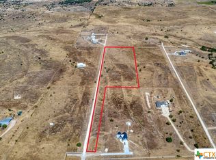 13 Saxon Ln, Bertram, TX 78605