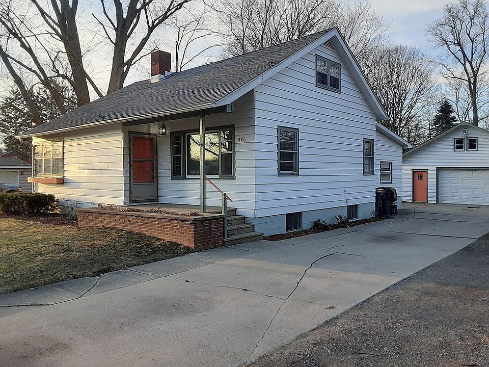 1st image of 821 Aylworth Ave