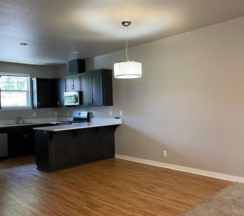 Northside Townhouses Apartment Rentals Corvallis, OR Zillow