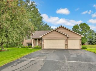 27408 Jody Ave, Chisago City, MN 55013
