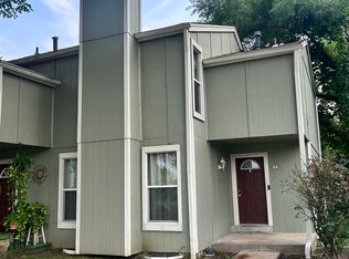 24 Lantern Ln, Lake Saint Louis, MO 63367