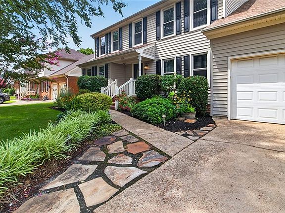 3rd image of 1116 Belvoir Ln