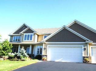 3776 Drumcliffe Ct, Rosemount, MN 55068