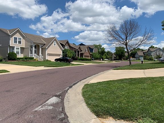 4th image of 13140 W 137th Pl