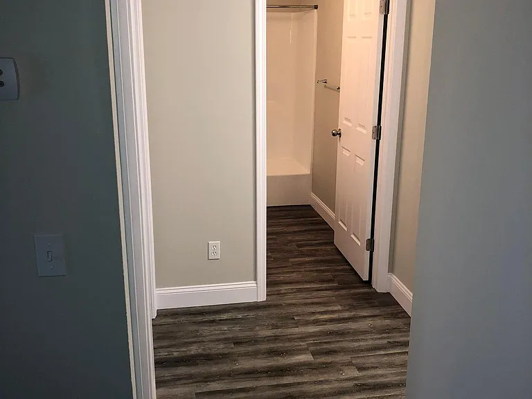 507 Carmen St — Photo 6