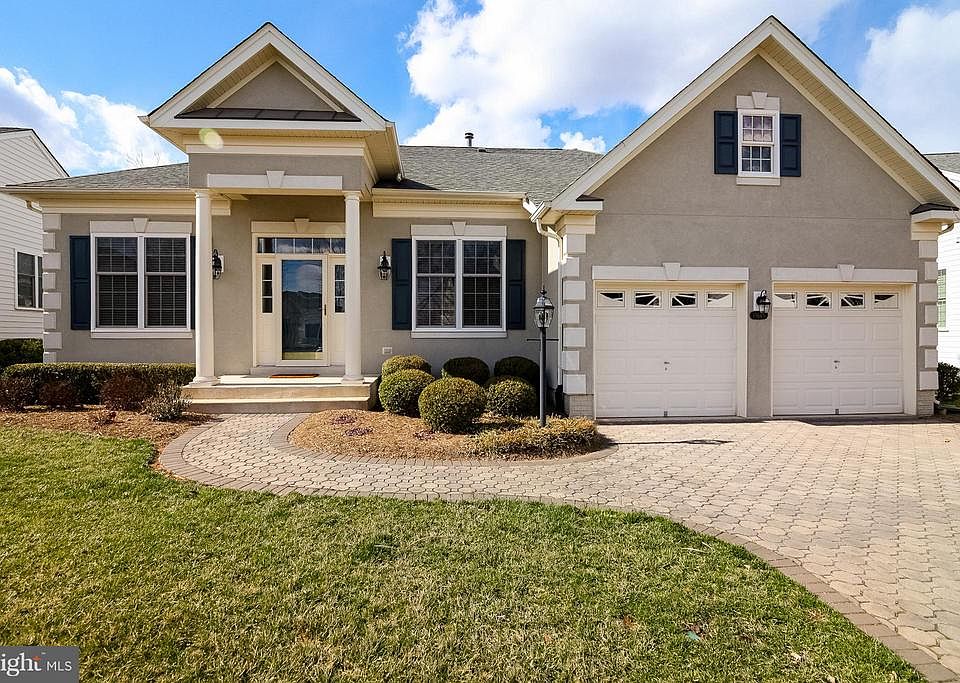 1st image of 15645 Alderbrook Dr