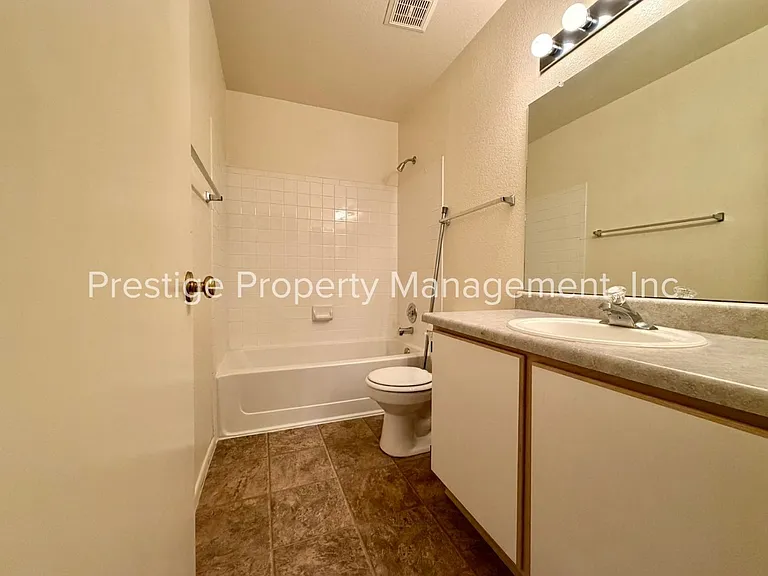 9660 E Azuma Way — Photo 16