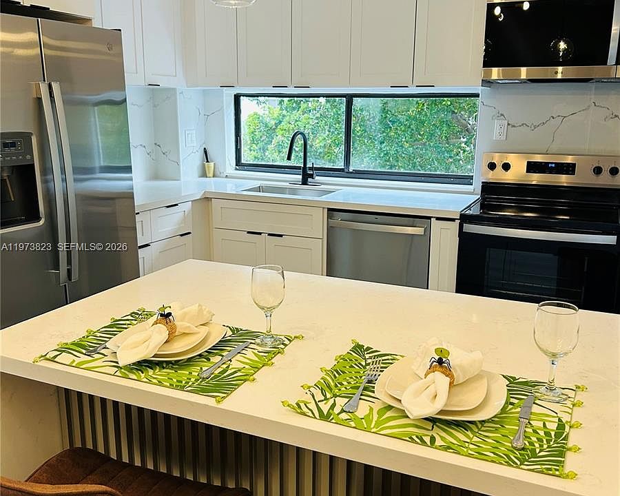 1st image of 17021 N Bay Rd #427