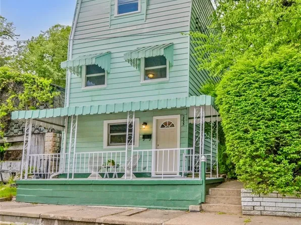 2733 Patterson St, Pittsburgh, PA 15203