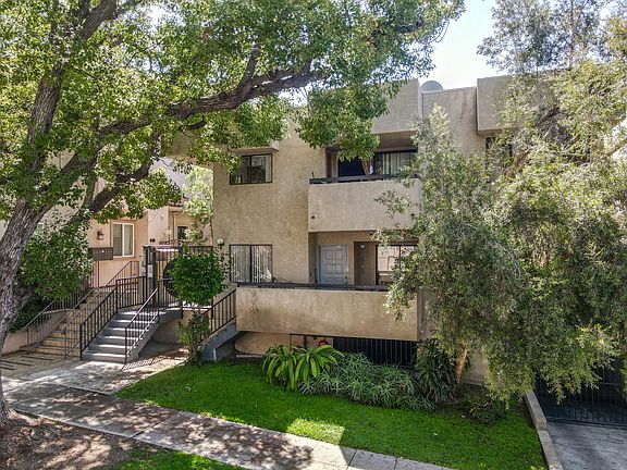 2nd image of 564 E San Jose Ave
