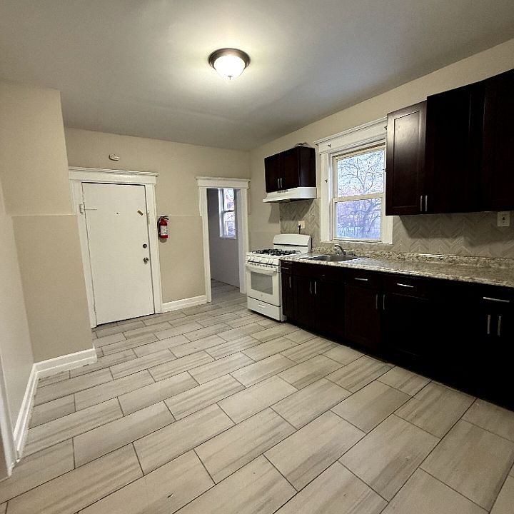 1st image of 126 S Oraton Pkwy #2L