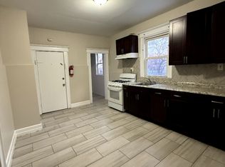 126 S Oraton Pkwy #2L, East Orange, NJ 07018