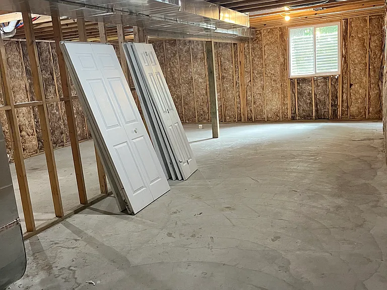1209 Fessenden Ave — Photo 17