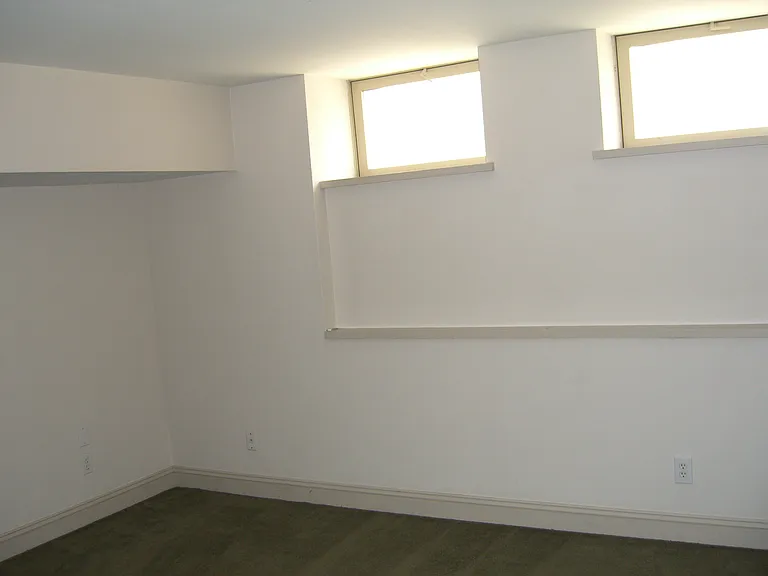 628 S 21st St #B — Photo 11