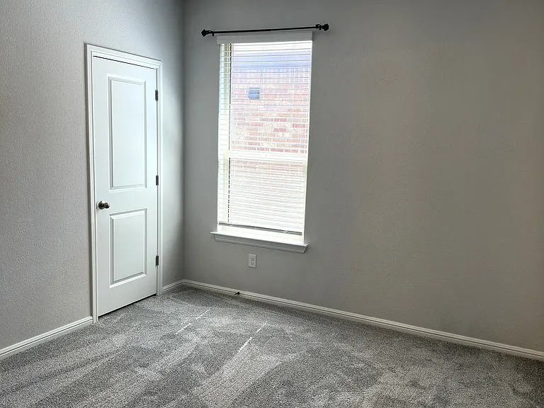 9021 Eagles Landing Dr — Photo 18