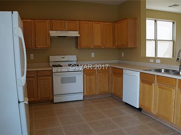4th image of 746 Palo Verde Dr