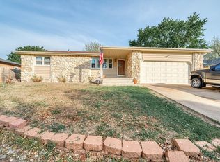 2356 Georgetown Rd, Salina, KS 67401