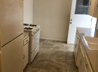11047 Hesby St APT 2, North Hollywood, CA 91601