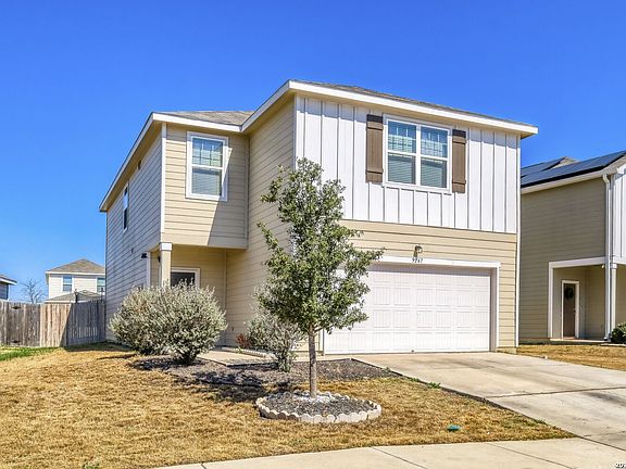 2nd image of 5247 Hickory Pl