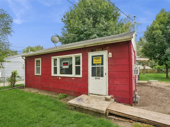 2559 Maury St, Des Moines, IA 50317