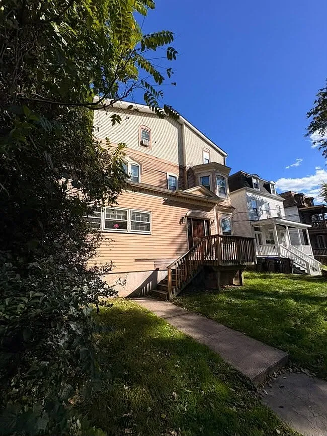 47 Carroll St — Photo 3
