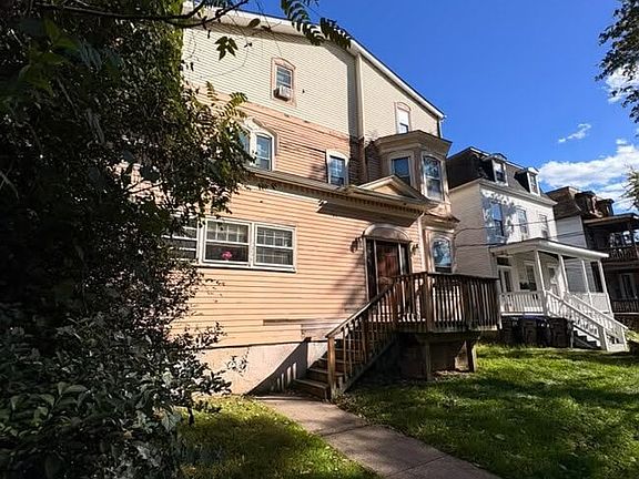3rd image of 47 Carroll St APT 2